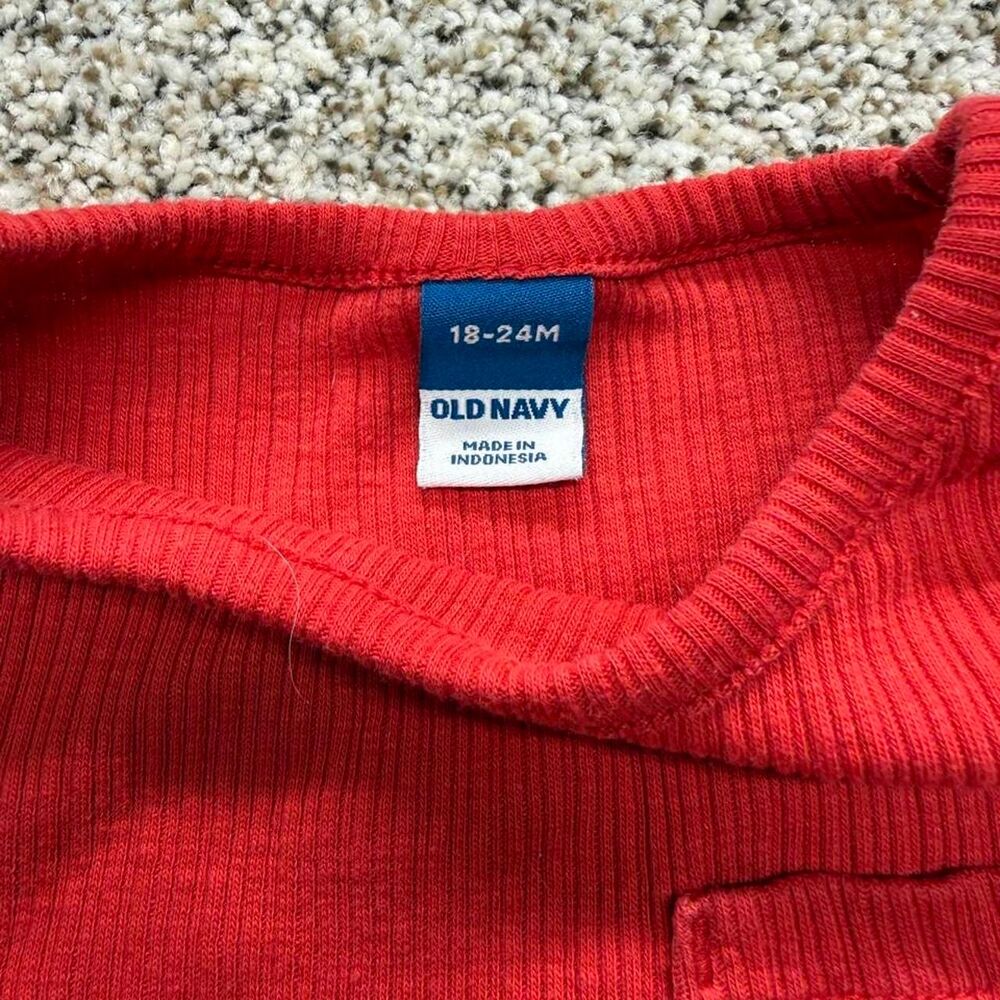 Old-navy Women's Red Blouse - Picture 2 of 3